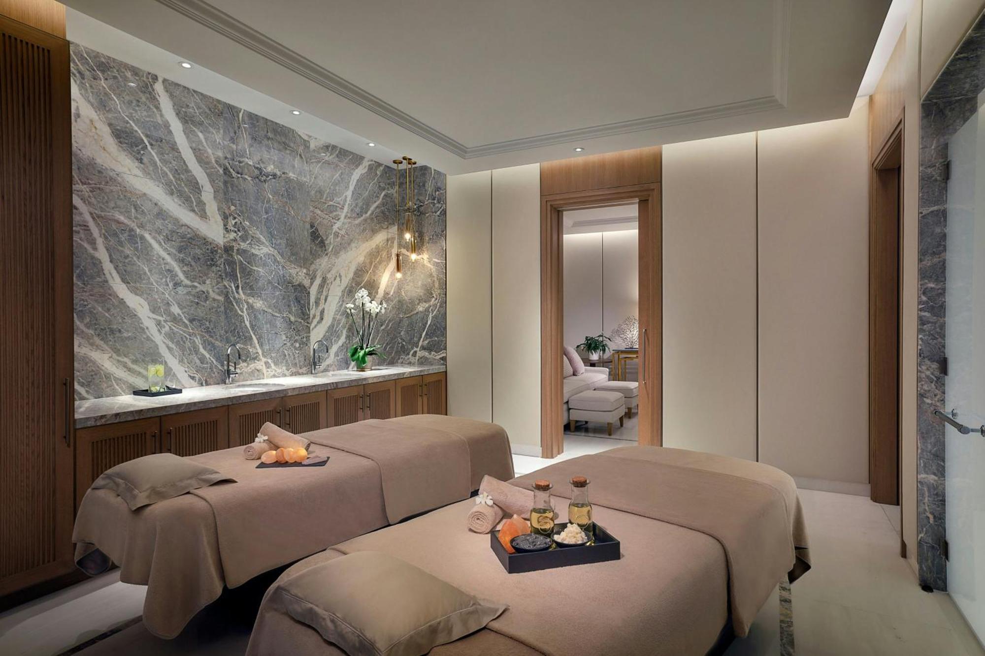 The Ritz-Carlton, Amman Hotell Exteriör bild Spa at The Ritz-Carlton, Hong Kong
