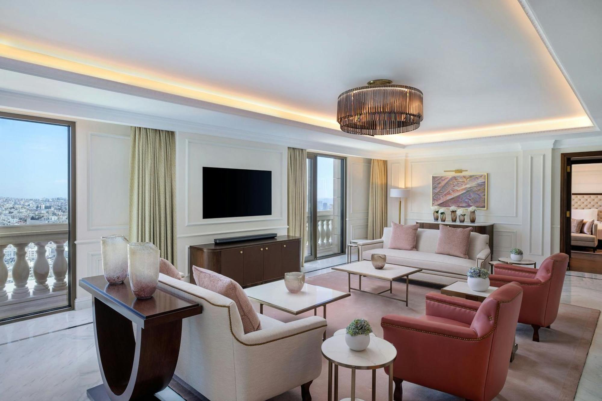 The Ritz-Carlton, Amman Hotell Exteriör bild A suite at the hotel