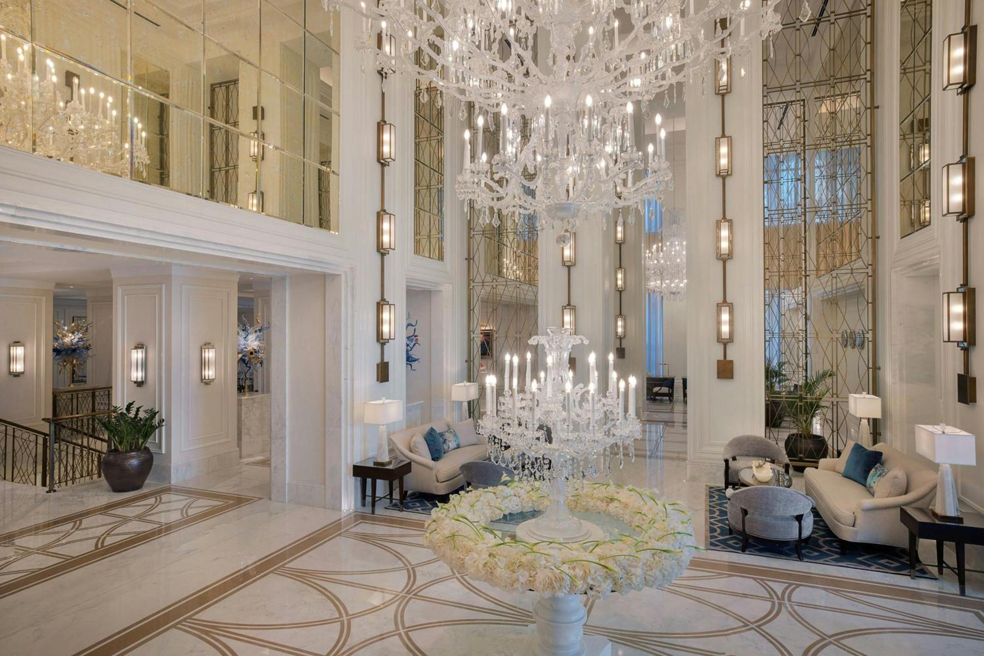 The Ritz-Carlton, Amman Hotell Exteriör bild The lobby of the Ritz-Carlton, DIFC